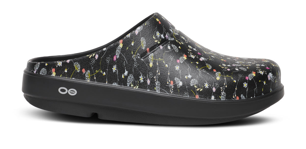 Women's OOcloog Limited Edition Clog - Meadow